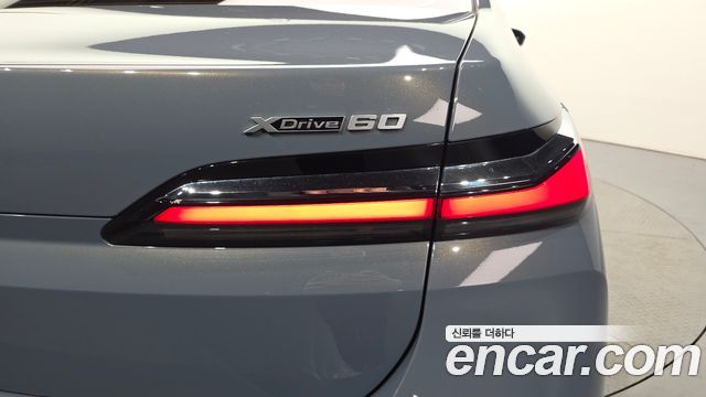 BMW i7 (G70) xDrive 60 Design Pure Excellence 2023 — фото 23