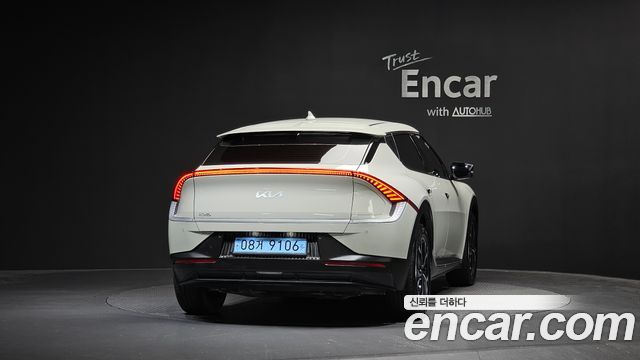 Kia EV6 Long Range Light 2023 — фото 4
