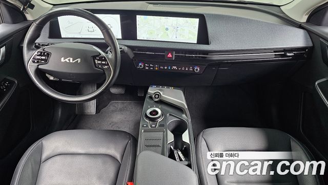 Kia EV6 Long Range Light 2023 — фото 7
