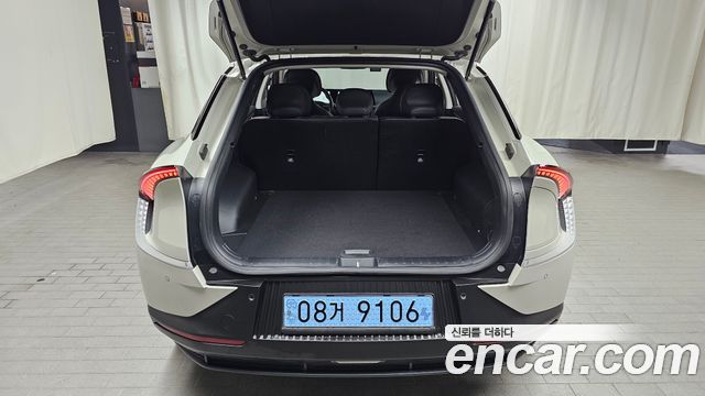 Kia EV6 Long Range Light 2023 — фото 19