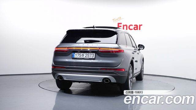 Lincoln Corsair 2.0 Reserve AWD 2022 — фото 4
