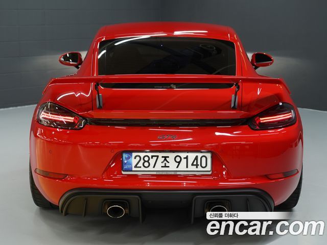 Porsche 718 Cayman 4.0 GT4 2023 — фото 5