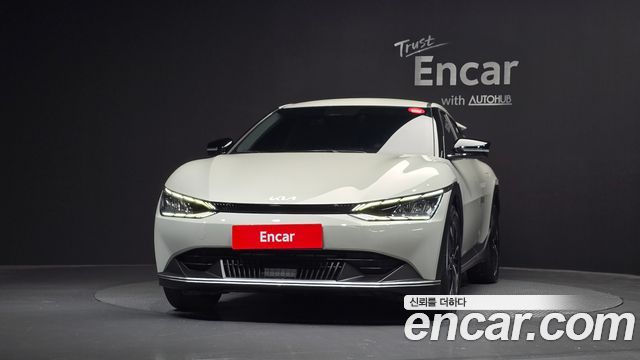 Kia EV6 Long Range Light 2023 — фото 3
