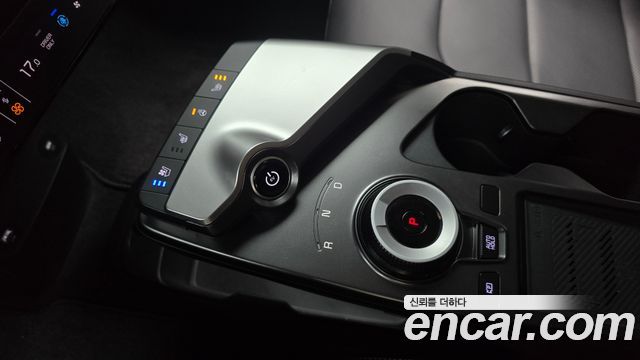Kia EV6 Long Range Light 2023 — фото 9