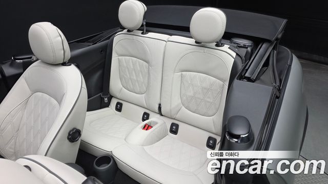 MINI Cooper S Convertible Classic Third Generation 2023 — фото 26