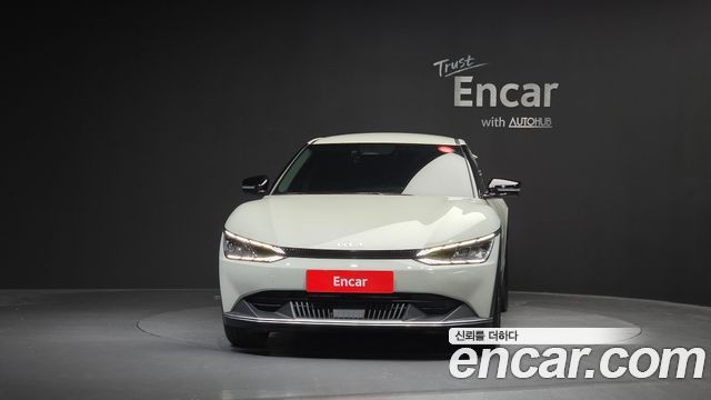 Kia EV6 Long Range Light 2023 — фото 3