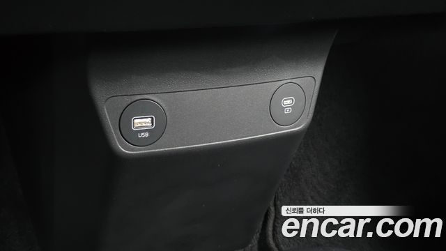 Kia EV6 Long Range Light 2023 — фото 17