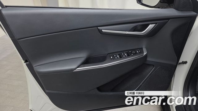 Kia EV6 Long Range Light 2023 — фото 30