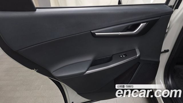Kia EV6 Long Range Light 2023 — фото 31