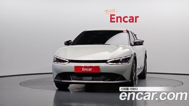 Kia EV6 Long Range Light 2023 — фото 3