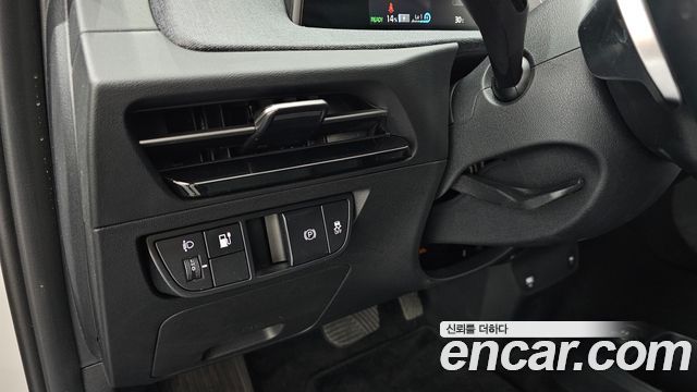 Kia EV6 Long Range Light 2023 — фото 24