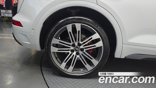 Audi SQ5 (FY) 3.0 TFSI Quattro 2021 — фото 33