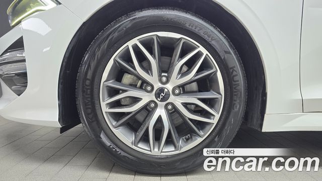 Kia K5 (III) 2.0 Prestige 2023 — фото 5