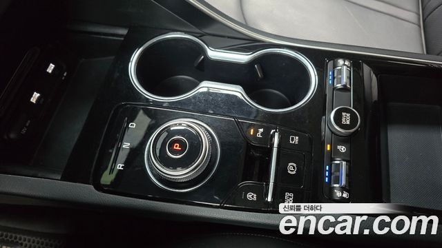Kia K5 (III) 2.0 Prestige 2023 — фото 9