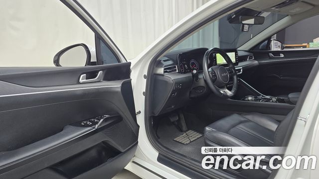 Kia K5 (III) 2.0 Prestige 2023 — фото 10
