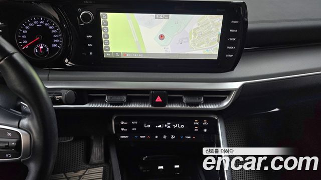 Kia K5 (III) 2.0 Prestige 2023 — фото 13