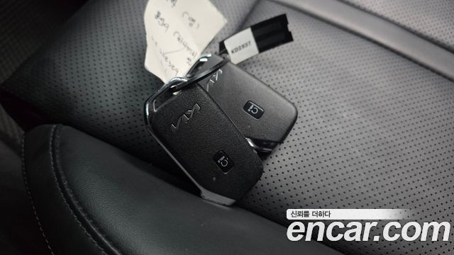 Kia K5 (III) 2.0 Prestige 2023 — фото 17