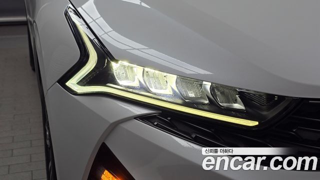 Kia K5 (III) 2.0 Prestige 2023 — фото 22