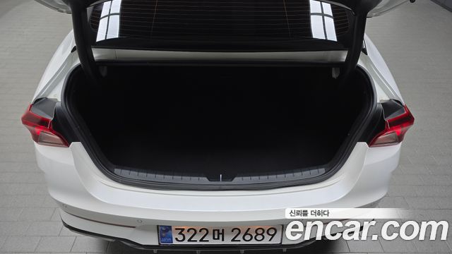 Kia K5 (III) 2.0 Prestige 2023 — фото 29