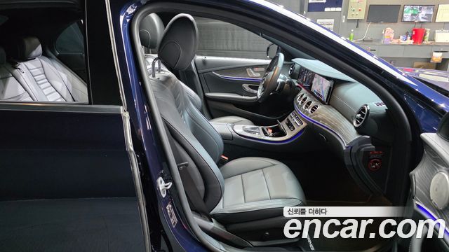 Mercedes-Benz E-Class (W213) E350 4MATIC AMG Line 2021 — фото 11
