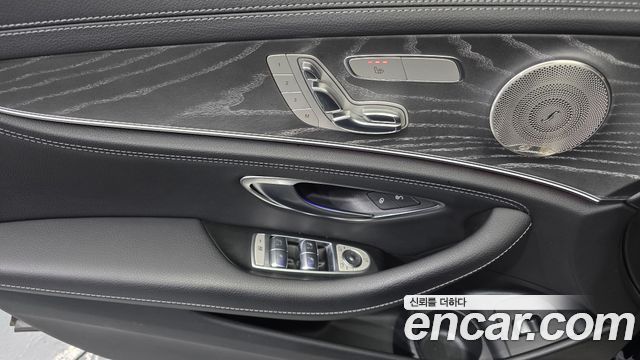 Mercedes-Benz E-Class (W213) E350 4MATIC AMG Line 2021 — фото 24