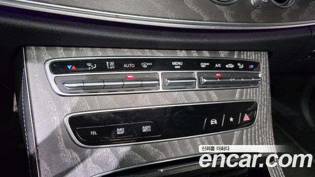 Mercedes-Benz E-Class (W213) E350 4MATIC AMG Line 2021 — фото 28