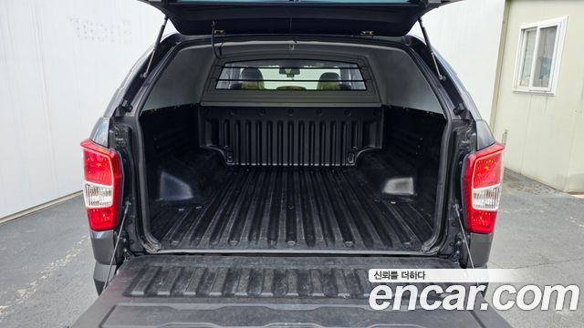KG Mobility (SsangYong) Rexton Sports Khan Diesel 2.2 4WD Prestige Special (5-Link) 2021 — фото 15