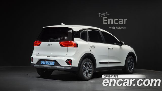 Kia Niro Plus Earth 2024 — фото 2
