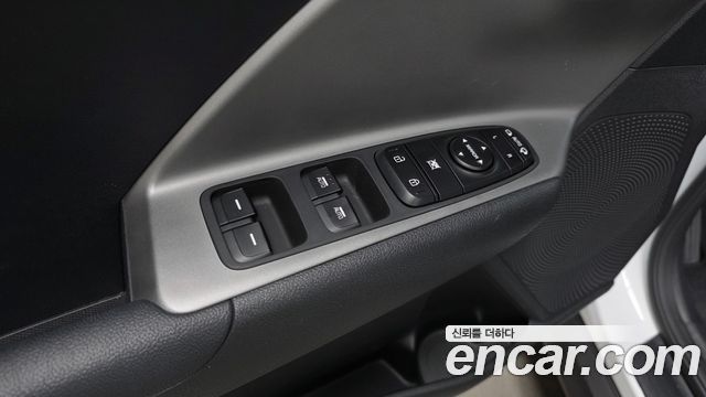 Kia Niro Plus Earth 2024 — фото 24