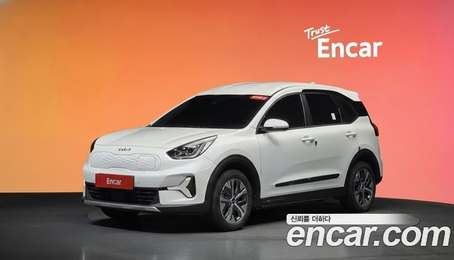Kia Niro Plus Earth 2024 — фото 1