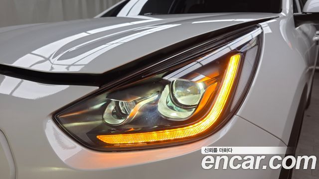 Kia Niro Plus Earth 2024 — фото 28