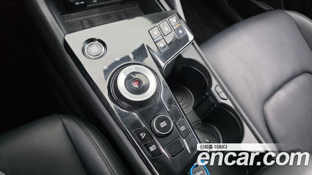 Kia Sportage Hybrid (V) Prestige 2WD 2023 — фото 9