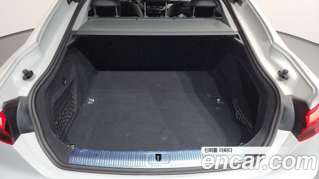 Audi A5 (F5) 40 TFSI Quattro Sportback 2023 — фото 19