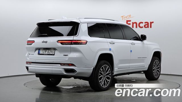 Jeep Grand Cherokee (WL) L 3.6 Summit Reserve 2023 — фото 2