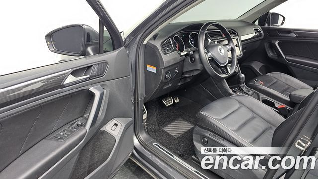 Volkswagen Tiguan (II) 2.0 TDI Prestige 2020 — фото 10