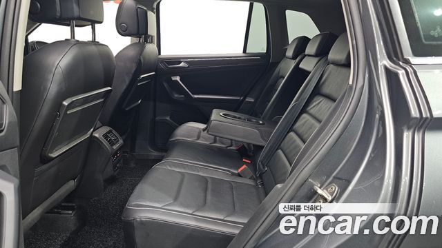 Volkswagen Tiguan (II) 2.0 TDI Prestige 2020 — фото 11