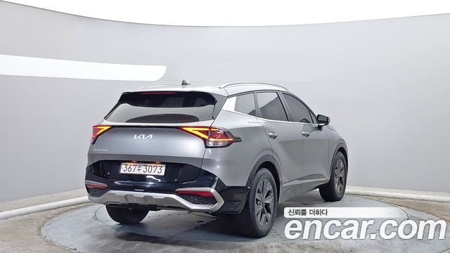 Kia Sportage (V) Diesel 2.0 2WD Nobleless 2022 — фото 4