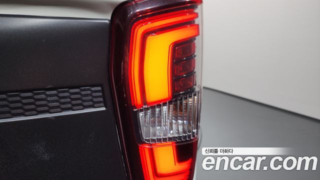 KG Mobility (SsangYong) Rexton Sports Khan Diesel 2.2 4WD Prestige 2022 — фото 23