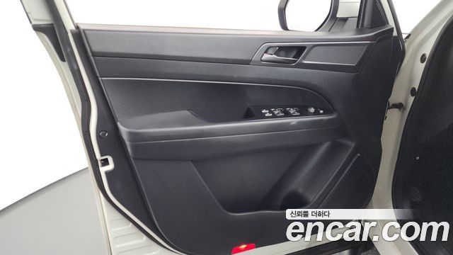 KG Mobility (SsangYong) Rexton Sports Khan Diesel 2.2 4WD Prestige 2022 — фото 24