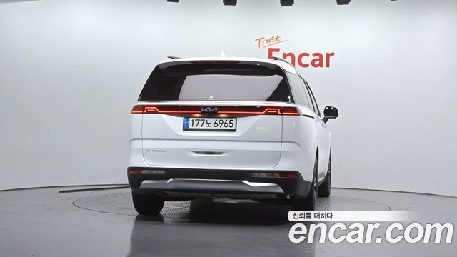 Kia Carnival (IV) Gasoline 9-Seater Signature 2023 — фото 4