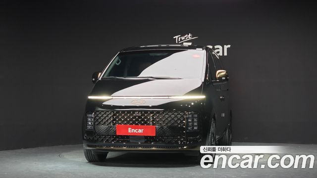 Hyundai Staria HEV 1.6 Lounge 7-Seater Inspiration 2025 — фото 3