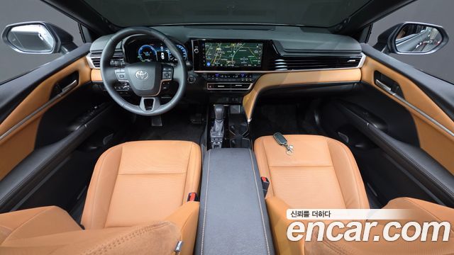 Toyota Camry (XV80) 2.5 XLE Premium Hybrid 2025 — фото 7