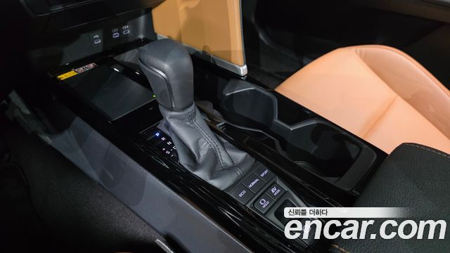 Toyota Camry (XV80) 2.5 XLE Premium Hybrid 2025 — фото 9