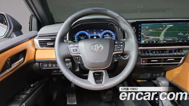 Toyota Camry (XV80) 2.5 XLE Premium Hybrid 2025 — фото 18