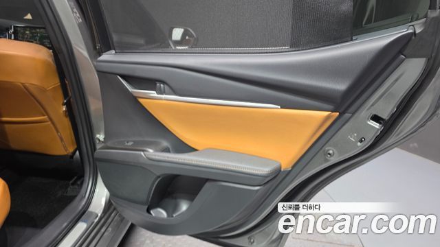 Toyota Camry (XV80) 2.5 XLE Premium Hybrid 2025 — фото 31