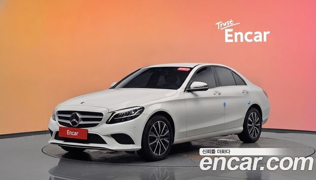 Mercedes-Benz C-Class (W205) C200 2019 — фото 1