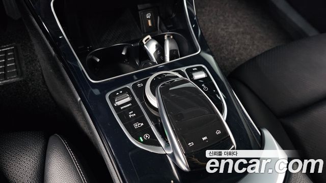 Mercedes-Benz C-Class (W205) C200 2019 — фото 28