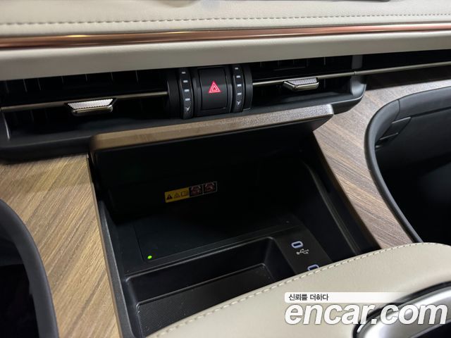Lexus LM (II) 500h Executive 2025 — фото 9