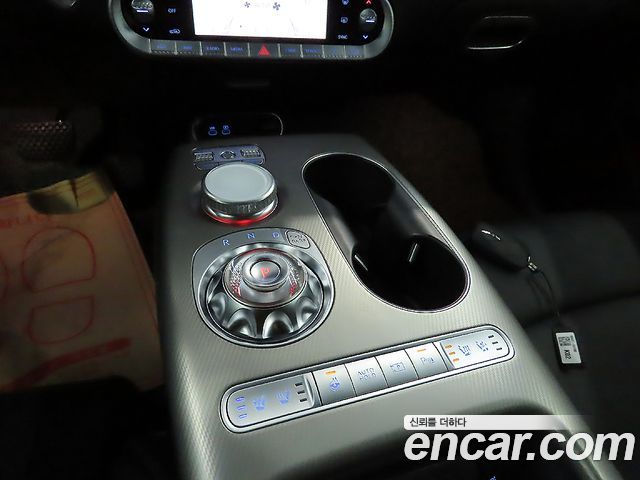 Genesis GV60 Standard 2022 — фото 15
