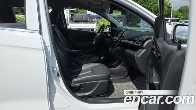 Chevrolet Spark Premier 2022 — фото 26